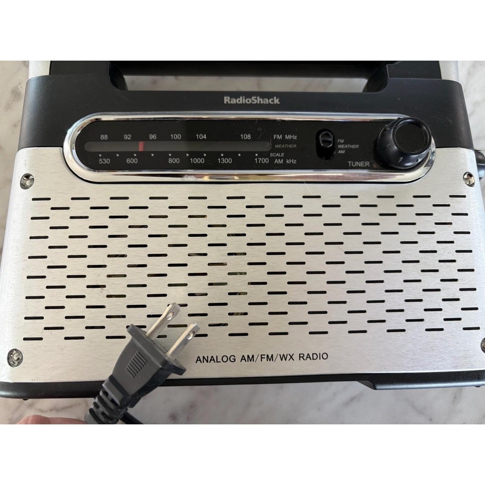 Vintage RadioShack Analog AM/FM/WX Weather Radio 1200889 Camp Camping 90s Y2K
